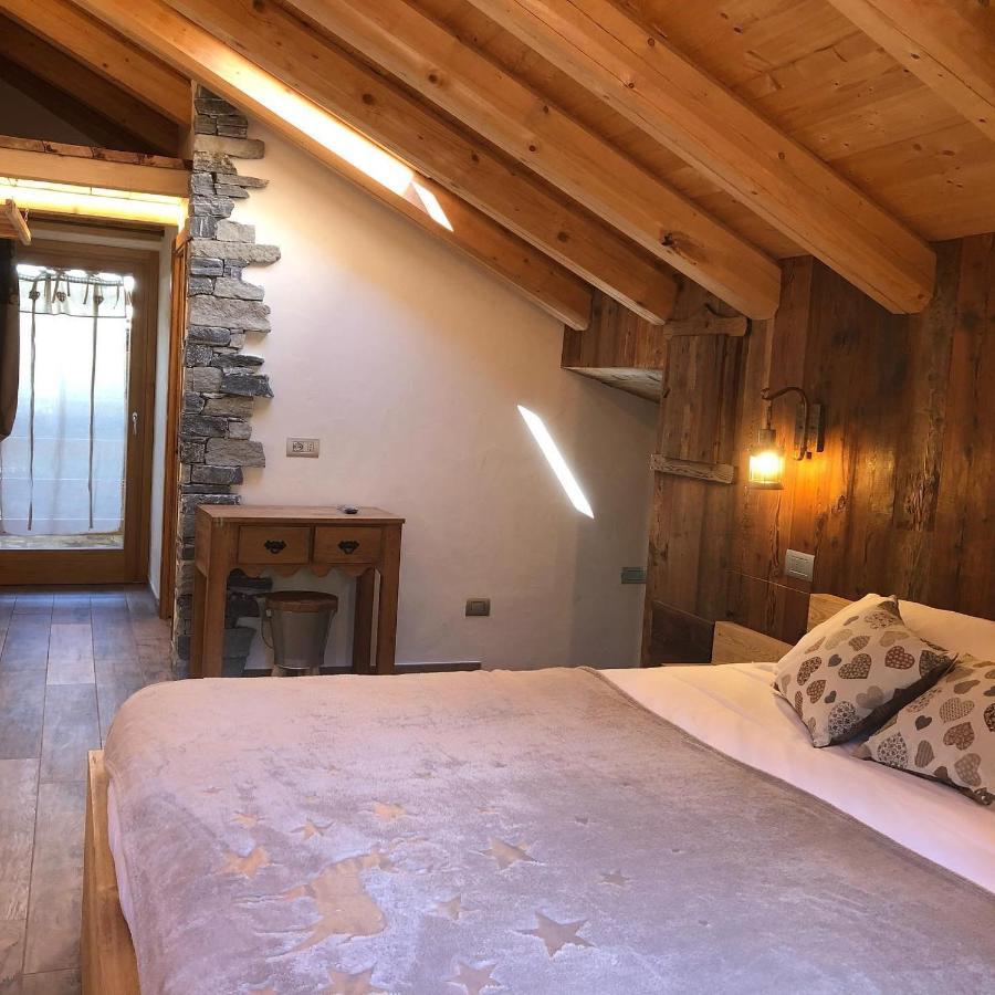 Mi Casa Tu Casa Bed and Breakfast Brusson Εξωτερικό φωτογραφία