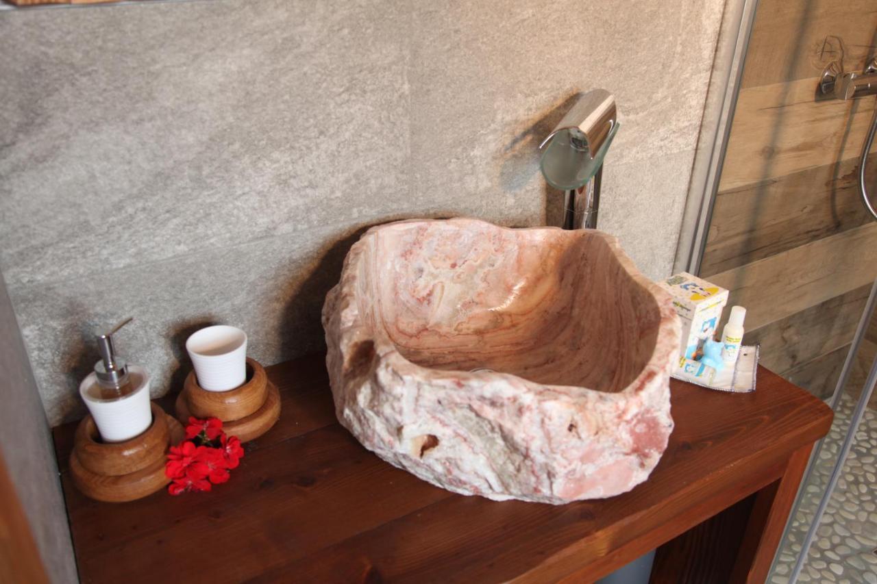Mi Casa Tu Casa Bed and Breakfast Brusson Εξωτερικό φωτογραφία