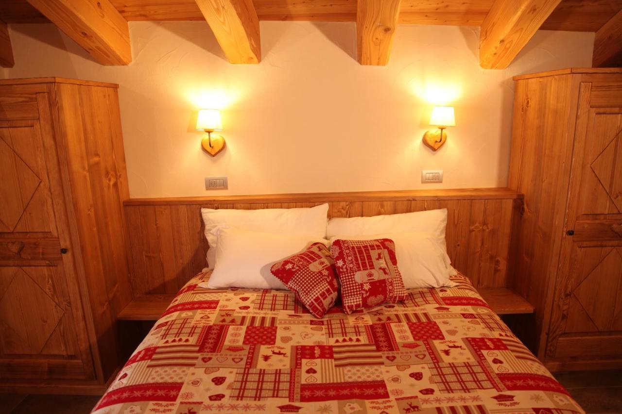 Mi Casa Tu Casa Bed and Breakfast Brusson Εξωτερικό φωτογραφία