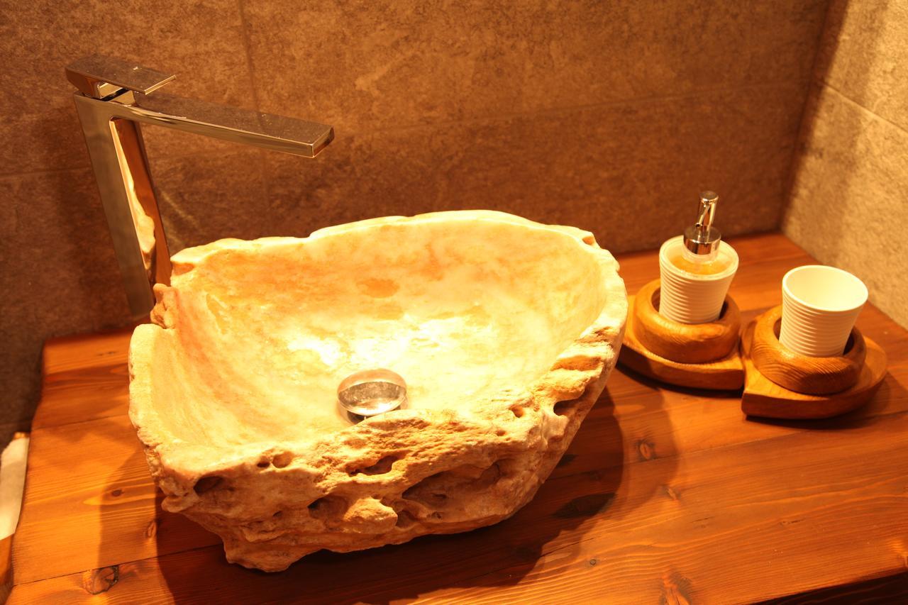 Mi Casa Tu Casa Bed and Breakfast Brusson Εξωτερικό φωτογραφία