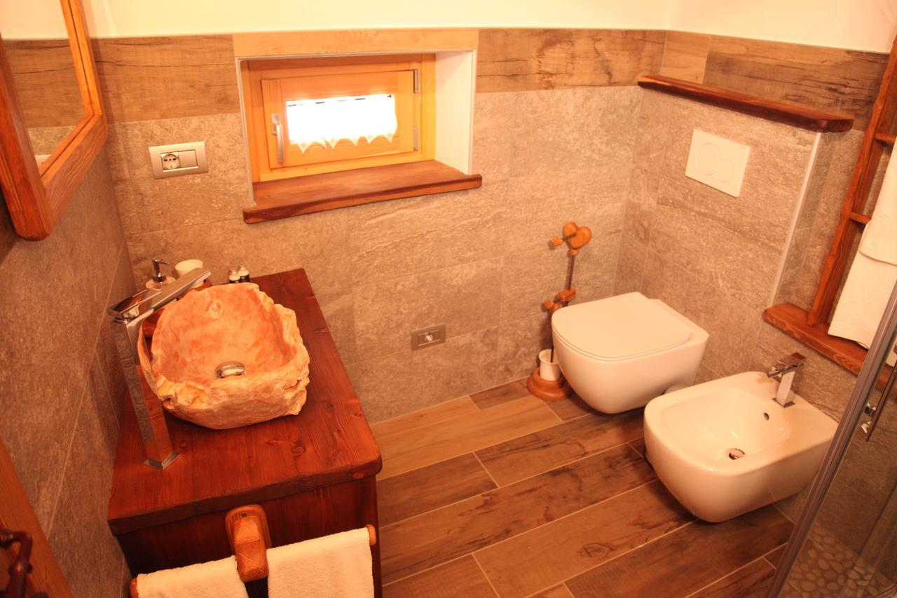 Mi Casa Tu Casa Bed and Breakfast Brusson Εξωτερικό φωτογραφία