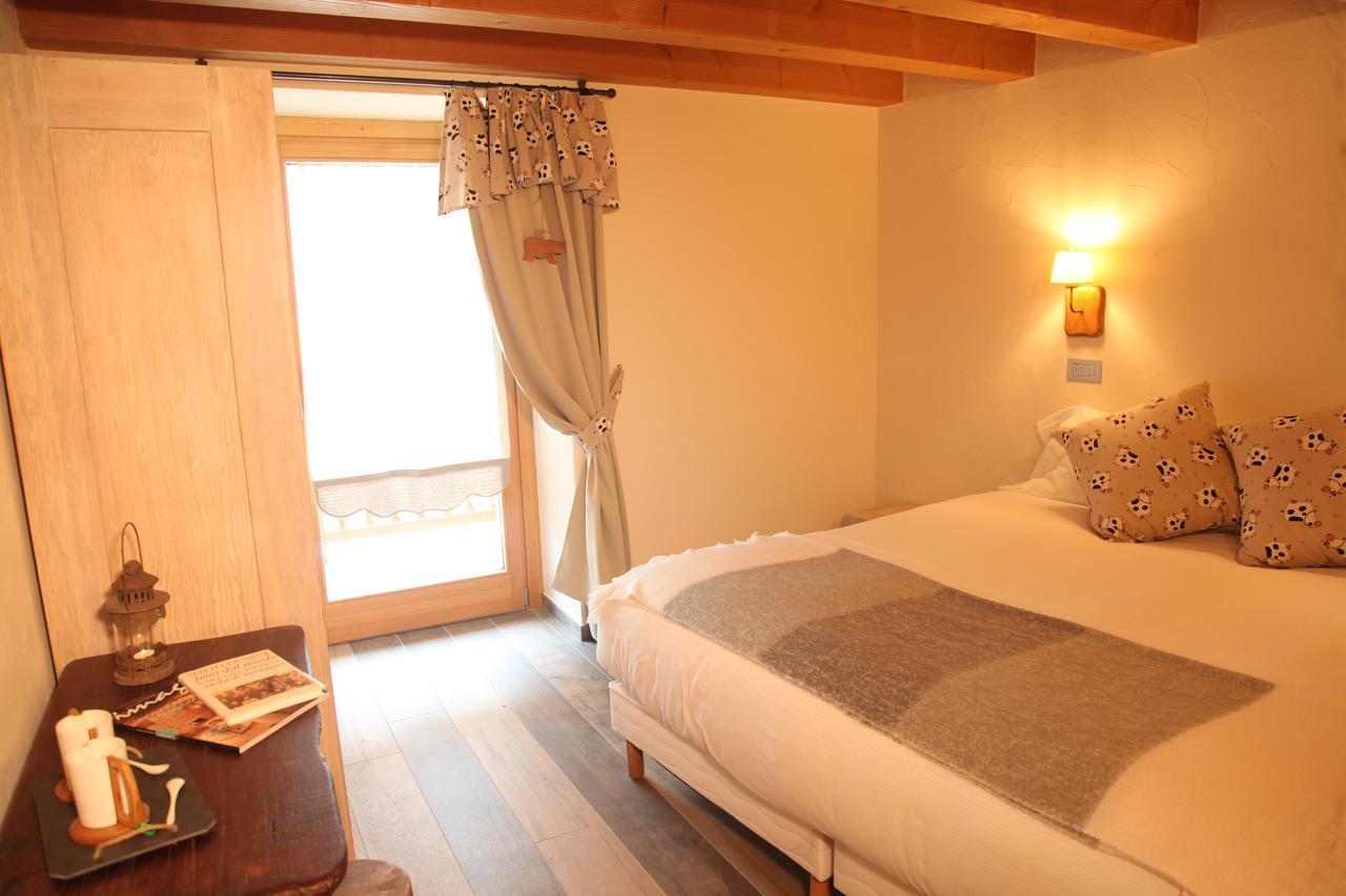 Mi Casa Tu Casa Bed and Breakfast Brusson Εξωτερικό φωτογραφία